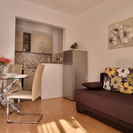 Cambellezza Apartamento Kaštela